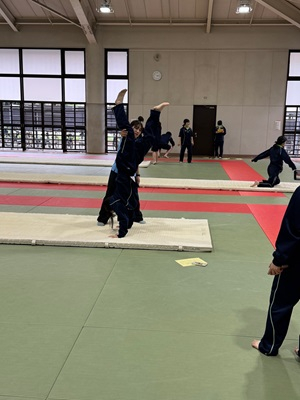 071029　エンジョイスポーツ器械体操07